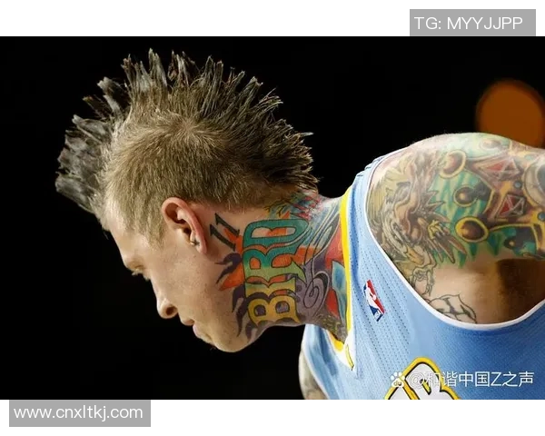 足球球星独特纹身背后的故事与深层含义解析